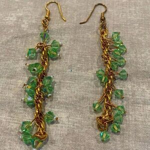 Aurora Borealis Light Green Crystal drop earrings, Vintage